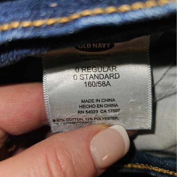 Old Navy The Sweetheart Cuffed Skinny Straight Jeans Women’s Size 0 Dark Wash - Picture 8 of 8